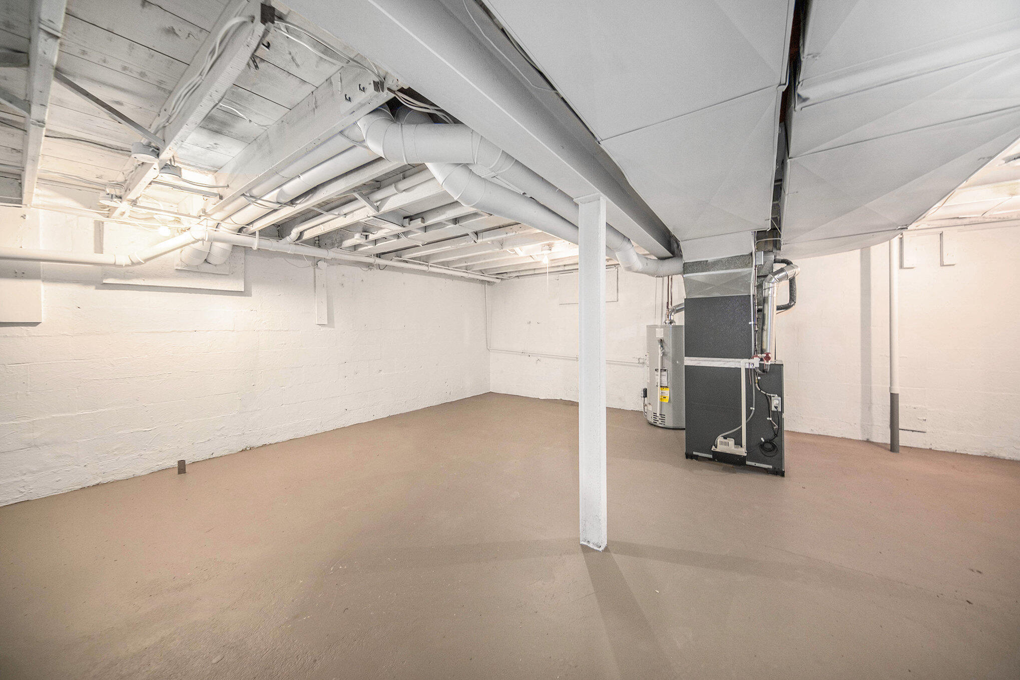 1945 Cooper Street Jackson, MI 49202 - Photo 23 of 29 1945 Cooper St Jackson, MI Home for sale