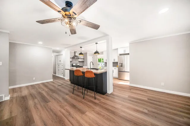 $299,900 | 1945 Cooper Street, Jackson, MI 49202