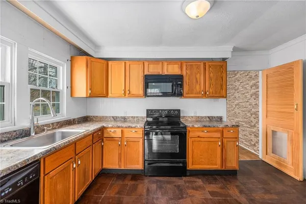 $209,900 | 842 Red Brush Road, Mount Airy, NC 27030