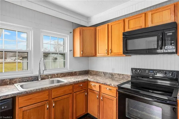 $209,900 | 842 Red Brush Road, Mount Airy, NC 27030