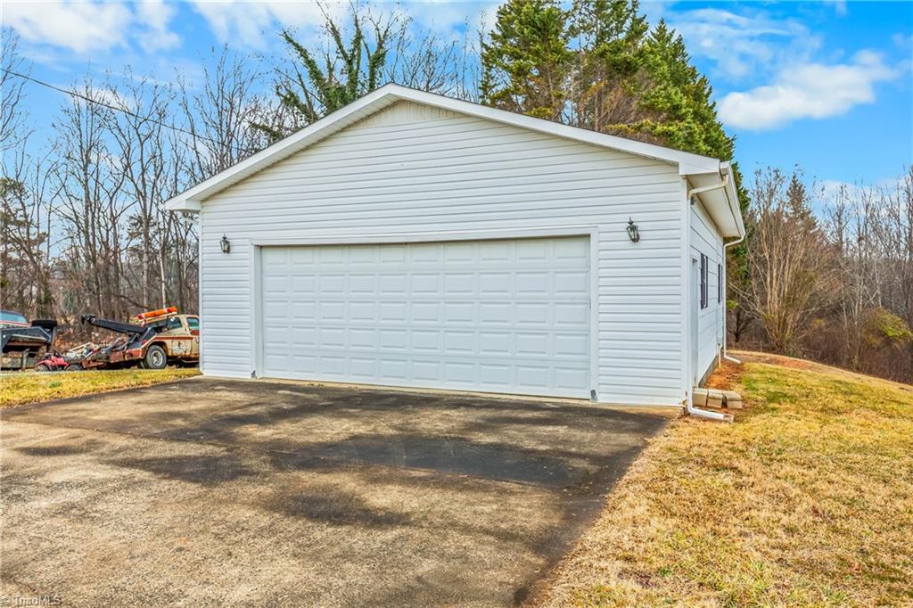 842 Red Brush Road Mount Airy, NC 27030 - Photo 19 of 37