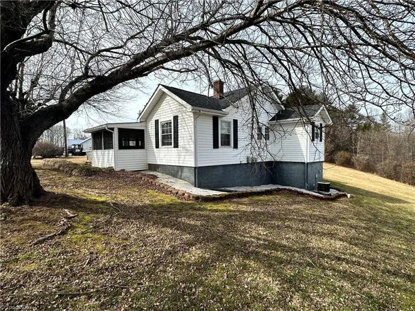 $209,900 | 842 Red Brush Road, Mount Airy, NC 27030
