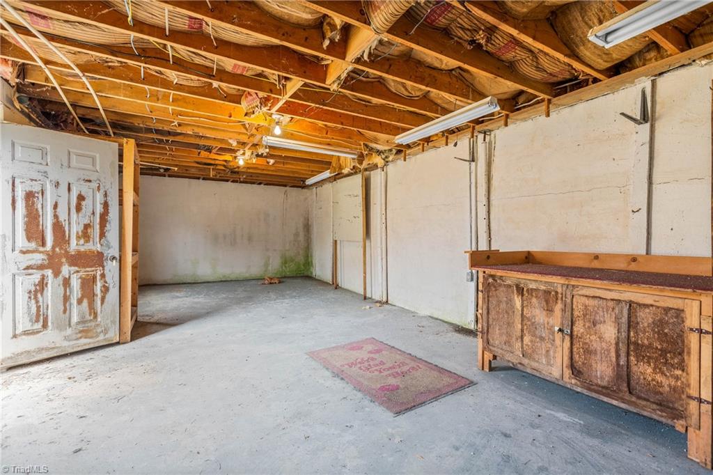 842 Red Brush Road Mount Airy, NC 27030 - Photo 32 of 37