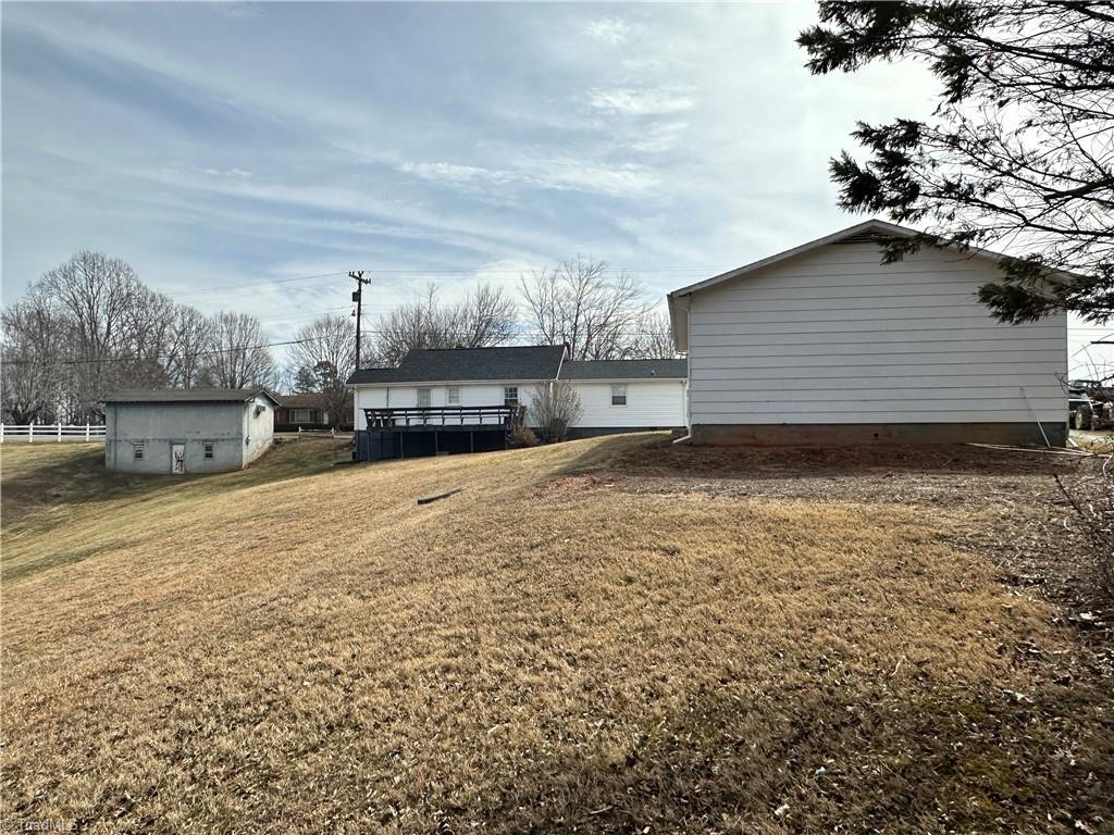 842 Red Brush Road Mount Airy, NC 27030 - Photo 34 of 37