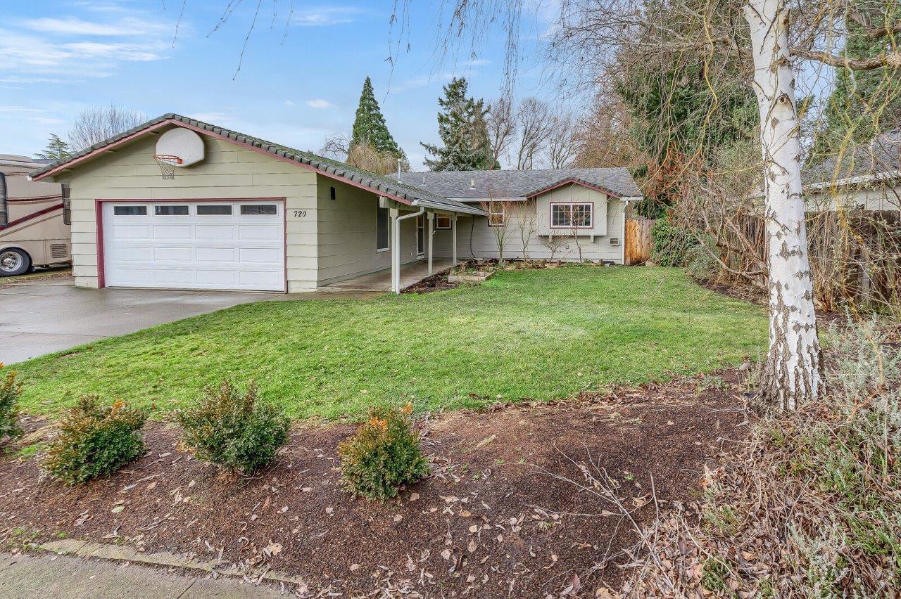 720 Freeman Road Central Point, OR 97502 - Photo 33 of 33 Freeman (4)