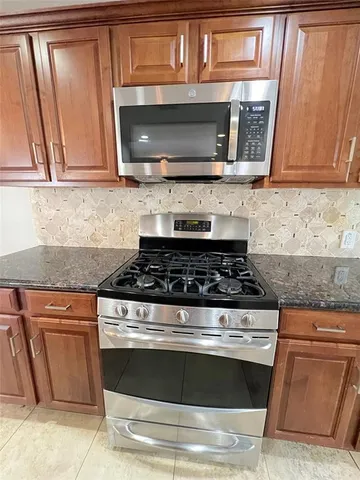 $3,400 | 6151 Alpha Road, Dallas, TX 75240