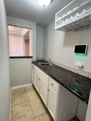 $3,400 | 6151 Alpha Road, Dallas, TX 75240