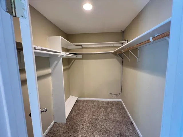 $3,400 | 6151 Alpha Road, Dallas, TX 75240