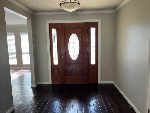 $3,400 | 6151 Alpha Road, Dallas, TX 75240