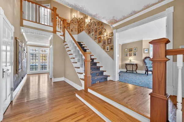 $949,900 | 107 Lamine Lane, Combined Locks, WI 54113