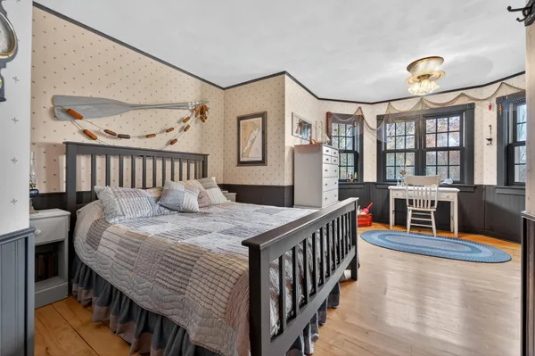 $949,900 | 107 Lamine Lane, Combined Locks, WI 54113