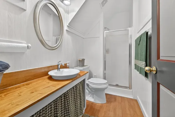 $949,900 | 107 Lamine Lane, Combined Locks, WI 54113