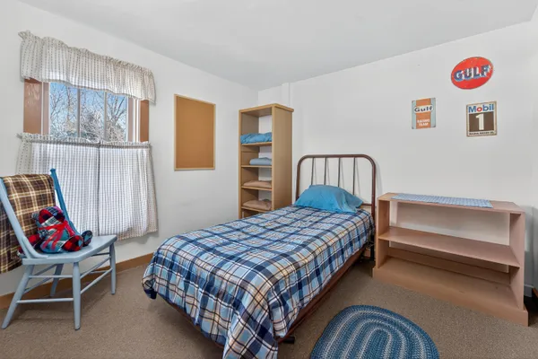 $949,900 | 107 Lamine Lane, Combined Locks, WI 54113