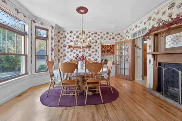 $949,900 | 107 Lamine Lane, Combined Locks, WI 54113