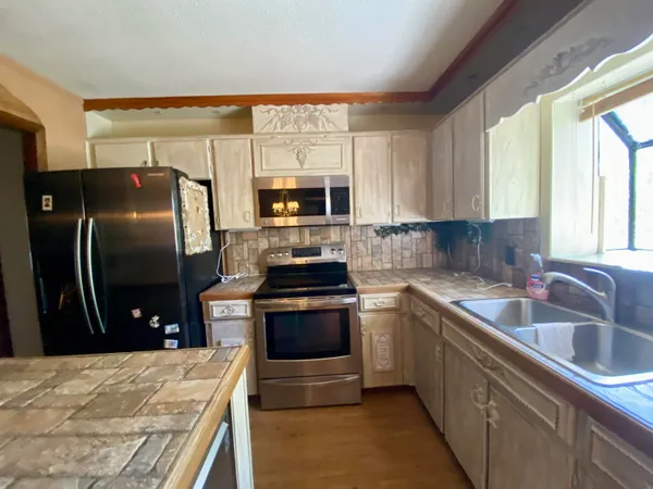 $259,900 | 6175 Northeast Colin Kelly Highway, Madison, FL 32340