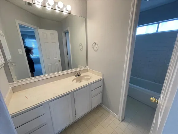 $2,600 | 728 Fawn Valley Drive, Allen, TX 75002