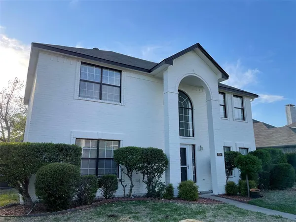$2,600 | 728 Fawn Valley Drive, Allen, TX 75002