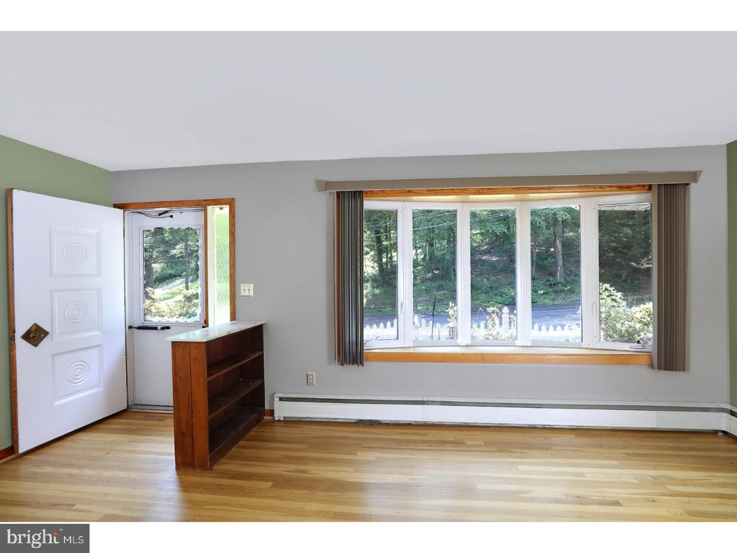 144 Church Road Milford, NJ 08848 - Photo 10 of 24 Living Room