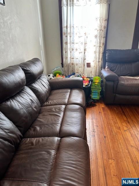 755 Myrtle Street Elizabeth, NJ 07202 - Photo 11 of 33