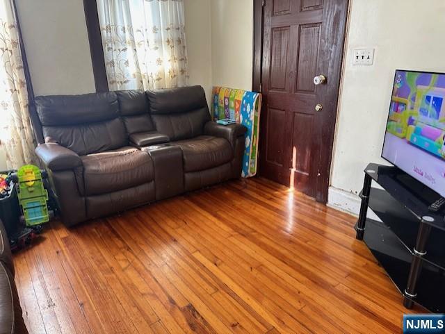 755 Myrtle Street Elizabeth, NJ 07202 - Photo 12 of 33