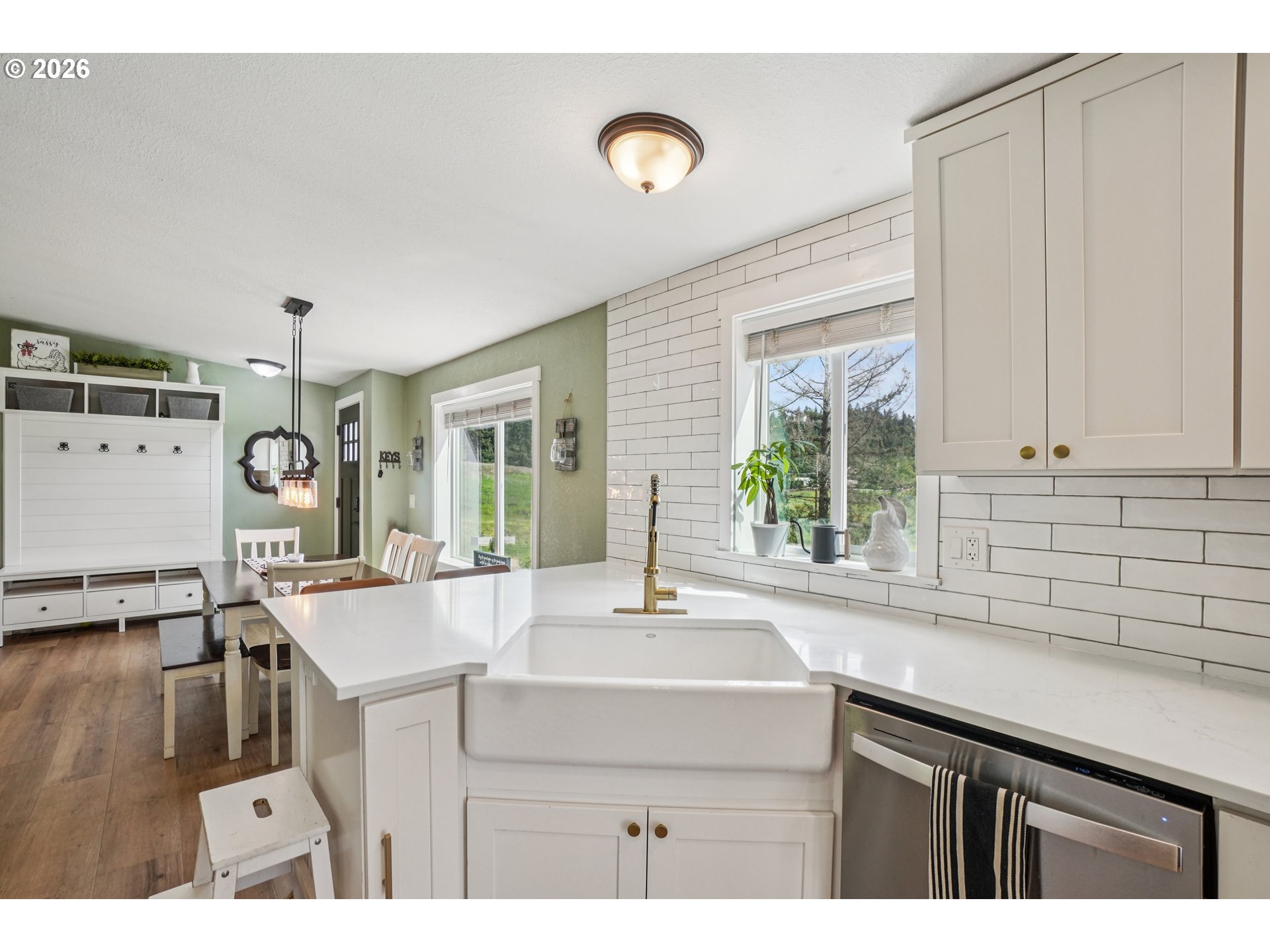 19285 South Lyons Road Oregon City, OR 97045 - Photo 13 of 40