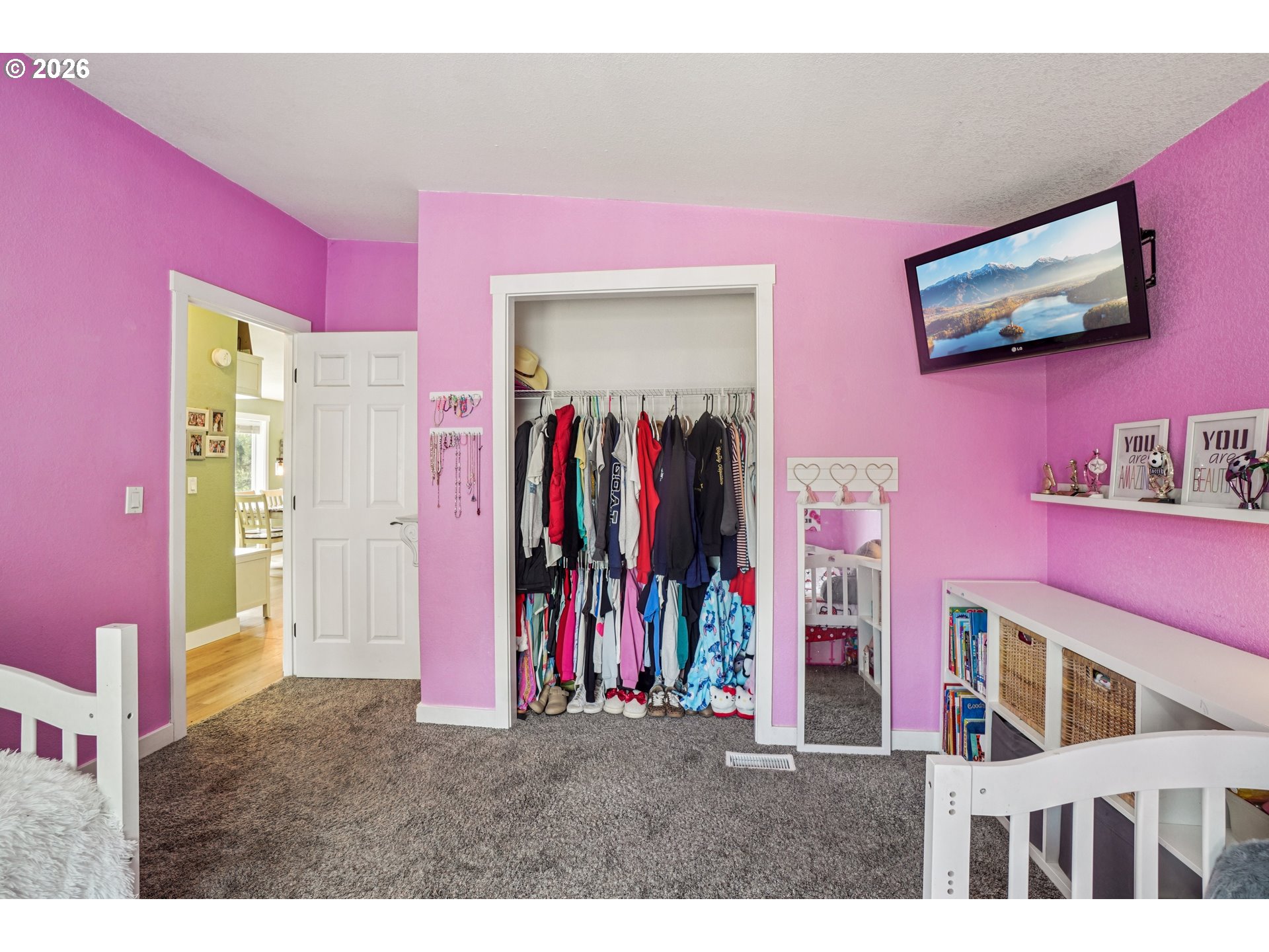 19285 South Lyons Road Oregon City, OR 97045 - Photo 17 of 40