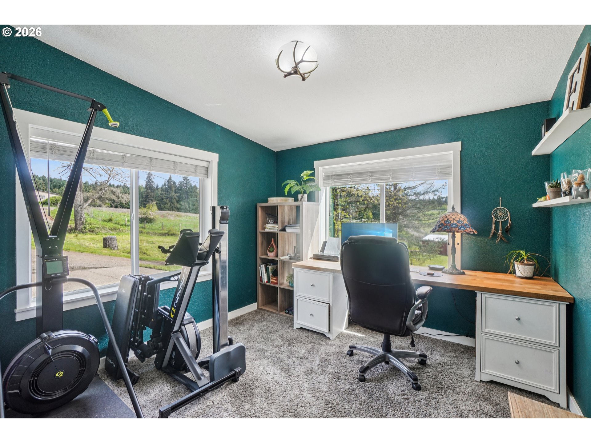 19285 South Lyons Road Oregon City, OR 97045 - Photo 18 of 40