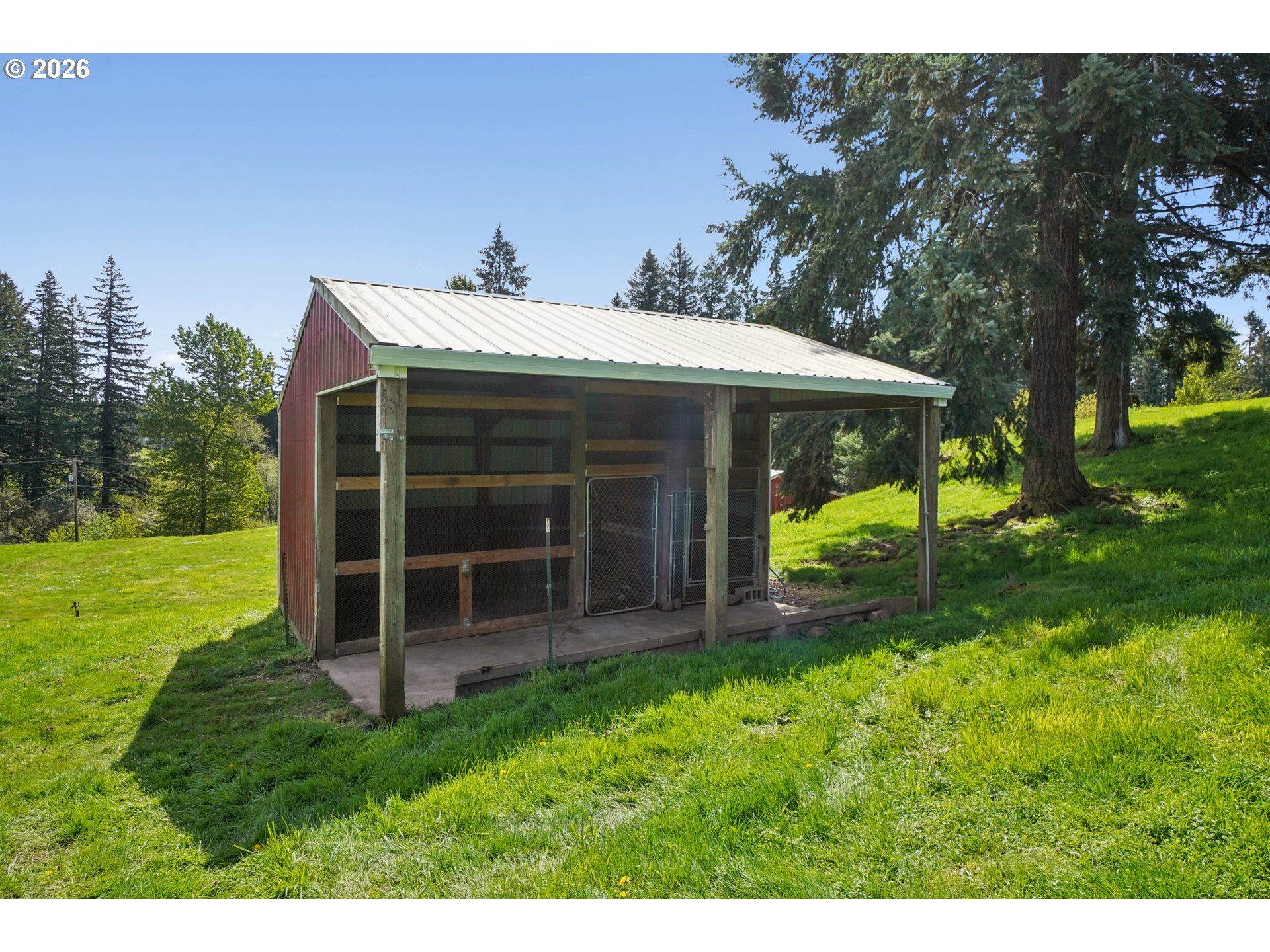 19285 South Lyons Road Oregon City, OR 97045 - Photo 33 of 40