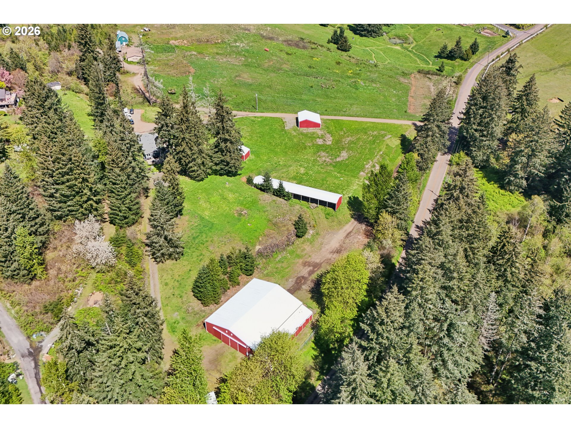 19285 South Lyons Road Oregon City, OR 97045 - Photo 37 of 40
