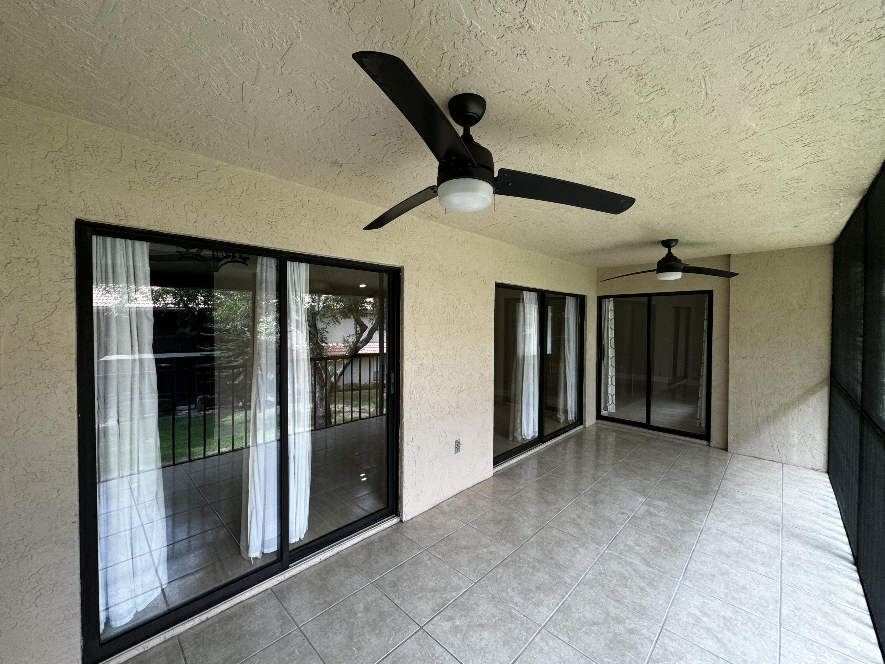 5520 Coach House Circle, Unit G Boca Raton, FL 33486 - Photo 37 of 41 37