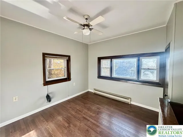 a bathroom with a toilet