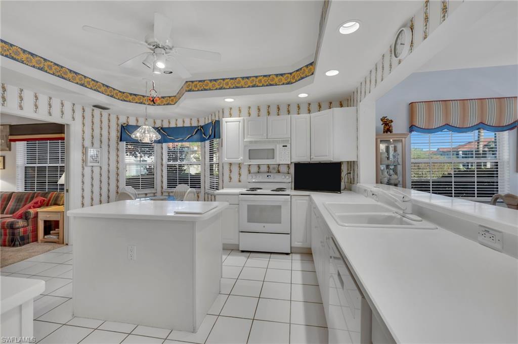 6135 Reserve Circle, Unit 1801 Naples, FL 34119 - Photo 9 of 23