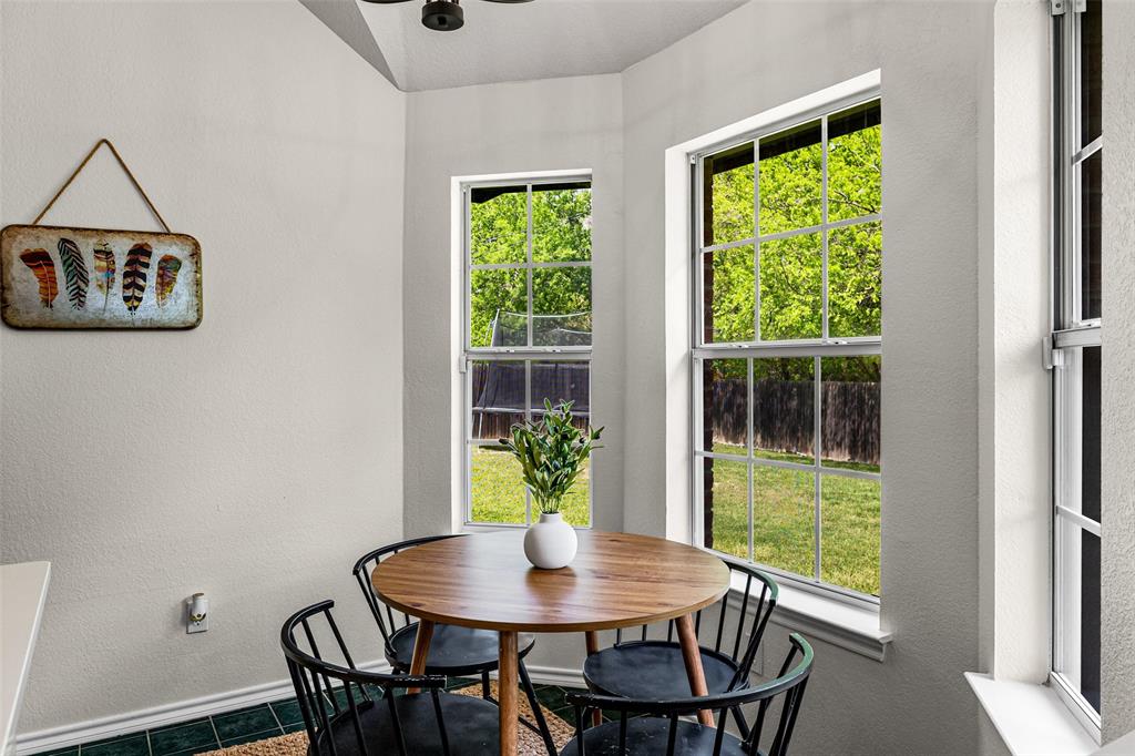 1526 Shadow Run Weatherford, TX 76086 - Photo 17 of 40