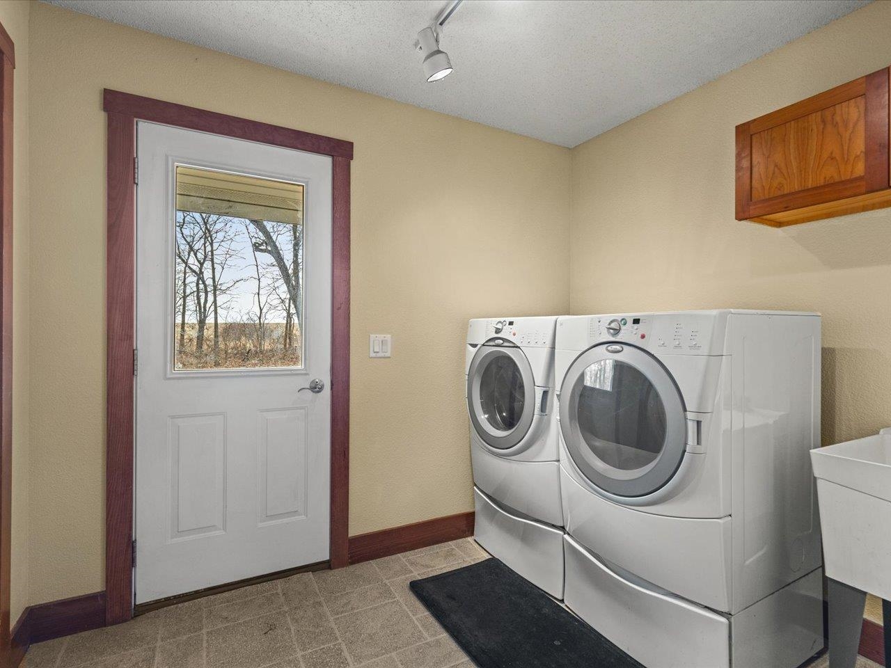 11660 Farm School Road Durand, IL 61024 - Photo 15 of 47 a utility room with dryer and washer