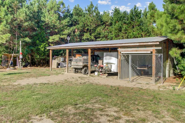 $960,000 | 442 Rhode Drive, Cottageville, SC 29435