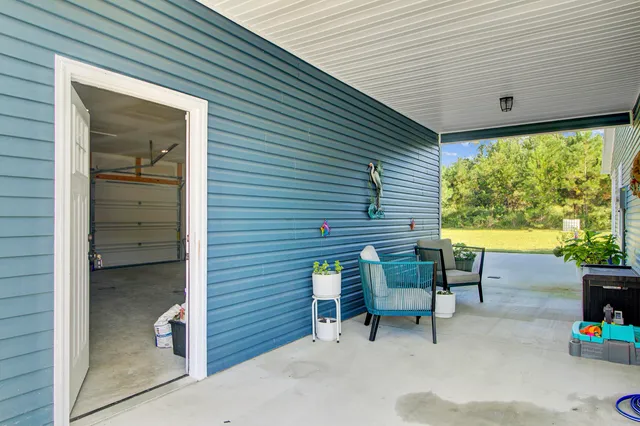 $960,000 | 442 Rhode Drive, Cottageville, SC 29435