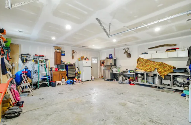 $960,000 | 442 Rhode Drive, Cottageville, SC 29435