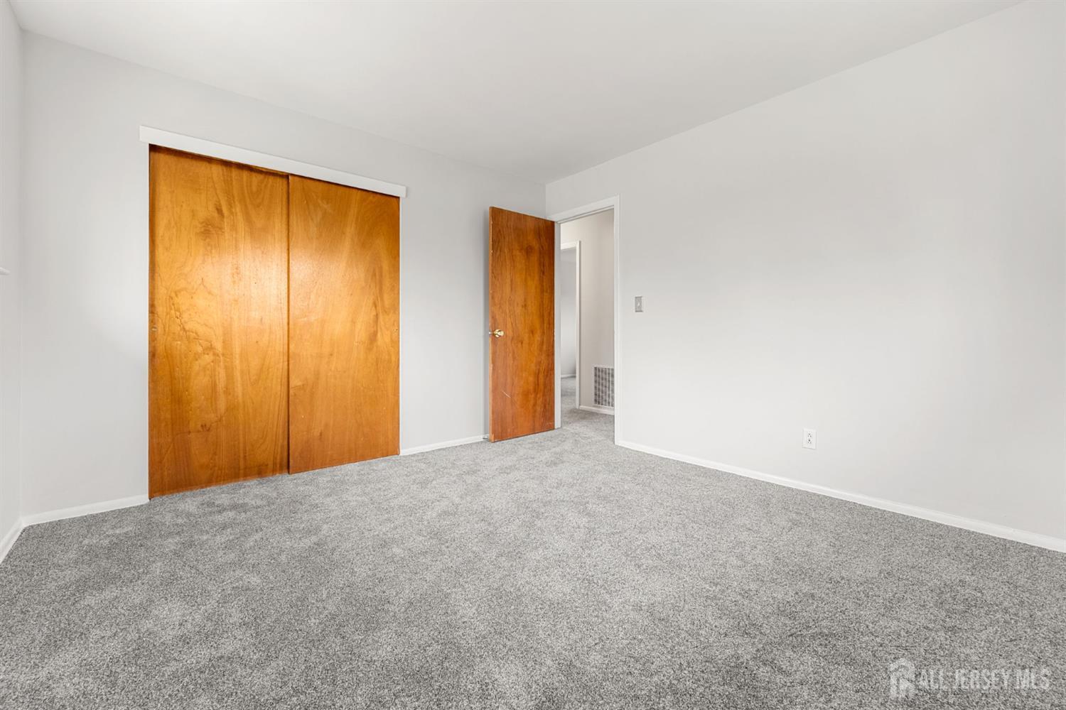 89 Van Buren Avenue, Unit 2 Metuchen, NJ 08840 - Photo 14 of 16 a view of an empty room