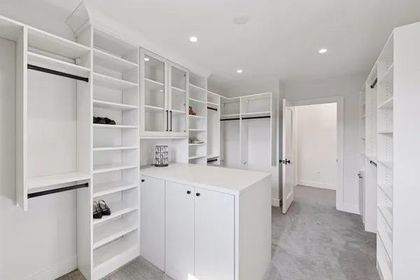 $2,680,000 | 6695 McKown Court, Independence, MN 55359