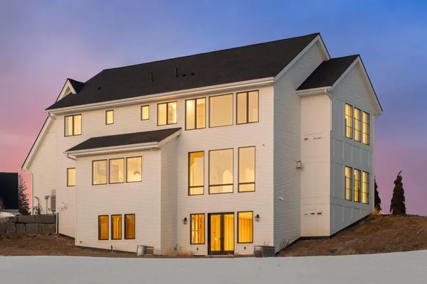 $2,680,000 | 6695 McKown Court, Independence, MN 55359