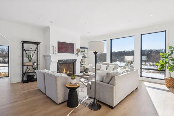 $2,680,000 | 6695 McKown Court, Independence, MN 55359