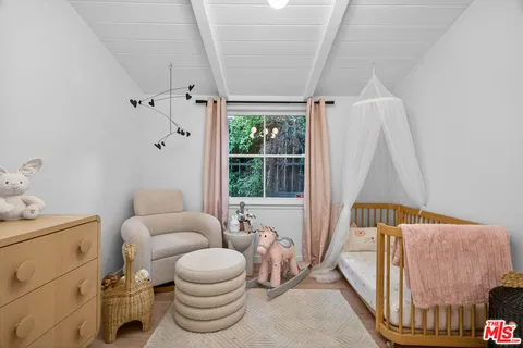 $1,100,000 | 22217 Ybarra Road, Woodland Hills, CA 91364