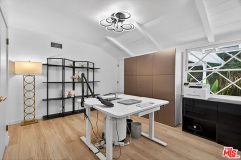 $1,100,000 | 22217 Ybarra Road, Woodland Hills, CA 91364