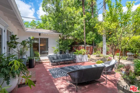 $1,100,000 | 22217 Ybarra Road, Woodland Hills, CA 91364