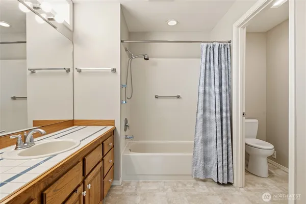 $500,000 | 3626 224th Place Southeast, Unit 1314, Issaquah, WA 98029