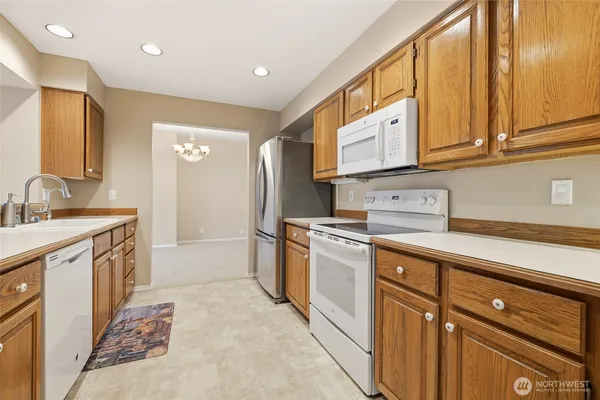 $500,000 | 3626 224th Place Southeast, Unit 1314, Issaquah, WA 98029