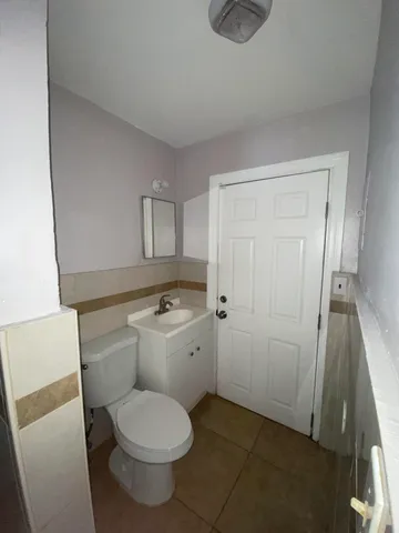 $1,475 | 1820 Redbank Road, Unit 2, West Palm Beach, FL 33408