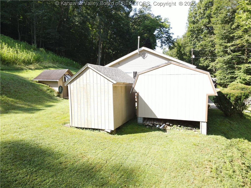 306 Ravina Road Elkview, WV 25071 - Photo 6 of 27 Gallery Image 6