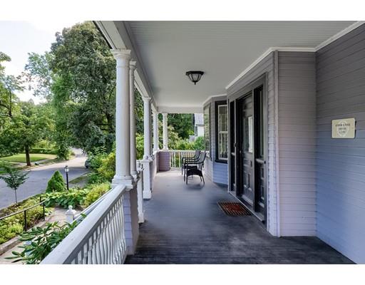29 Whitman Road Worcester, MA 01609 - Photo 4 of 35 Gallery Image 4