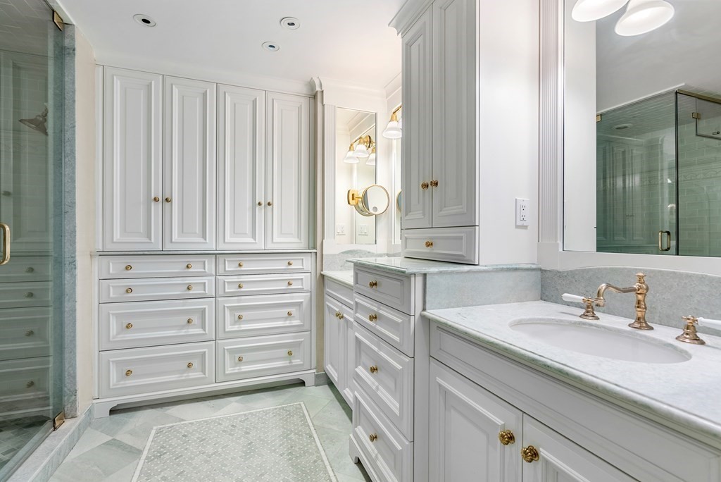 42 Old Colony Road Wellesley, MA 02481 - Photo 19 of 36